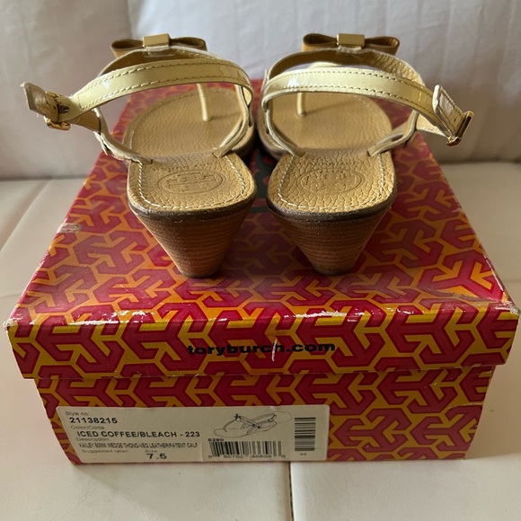 Tory Burch Kailey 50MM Wedge Thong/Vegan Leather Size 7.5 - Picture 3 of 5